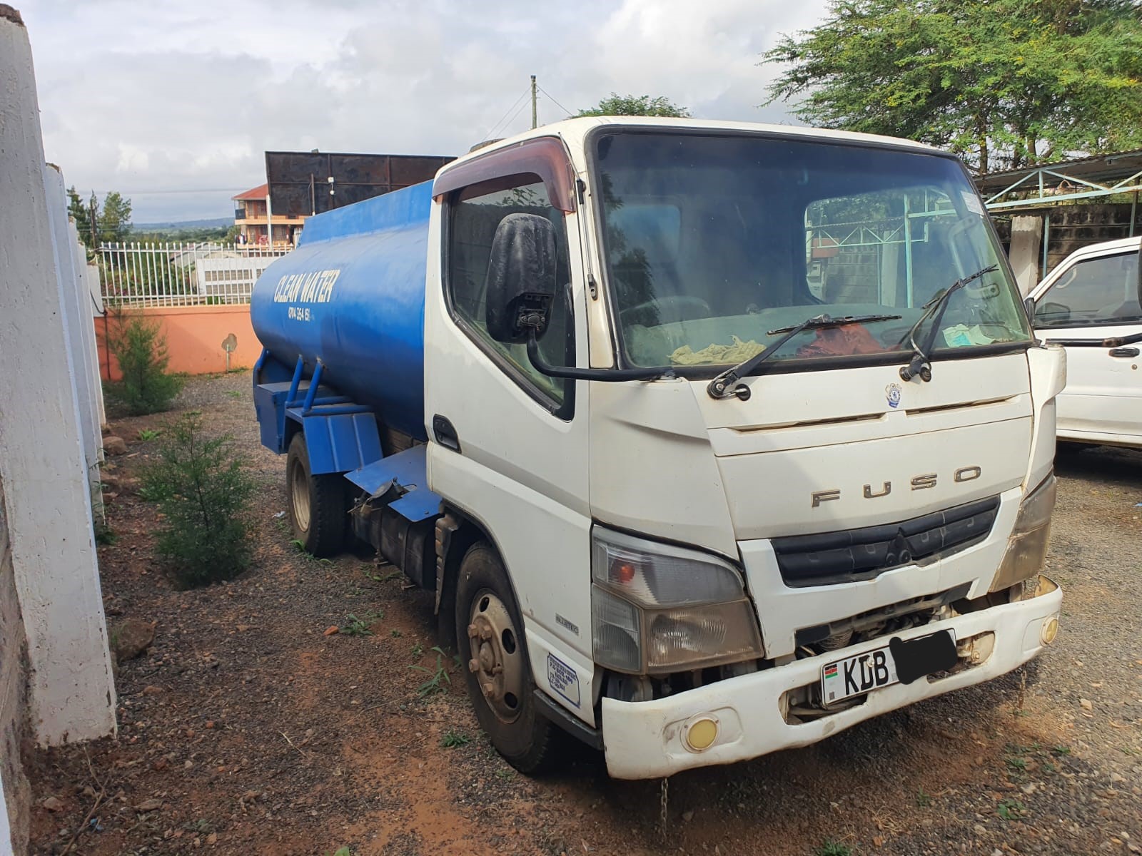 Mitsubishi Canter